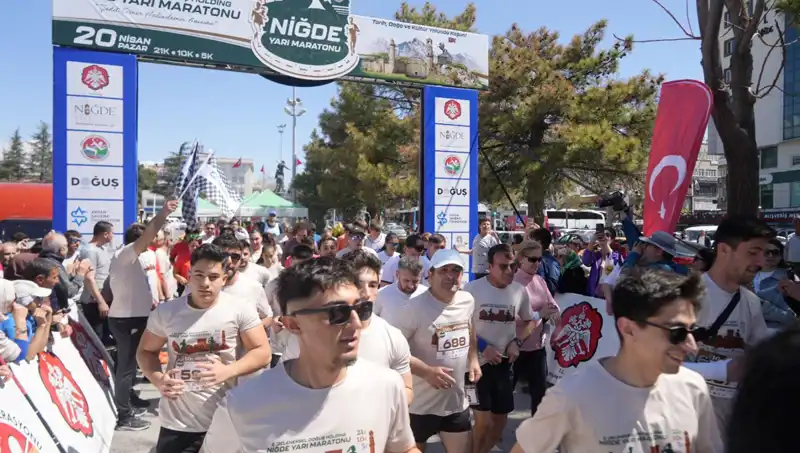Niğde Yarı Maratonu'nda Rekor Katılım: 518 Sporcu Koştu!