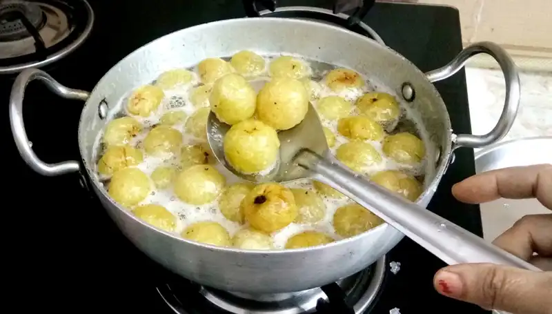 C Vitamini Sentezini Artırmanın Yolu: Aç Karnına 1 Bardak Yeter mi?