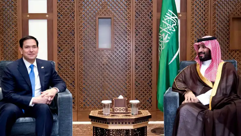 ABD ve Suudi Arabistan Arasında Tarihi 100 Milyar Dolarlık Silah Anlaşması
