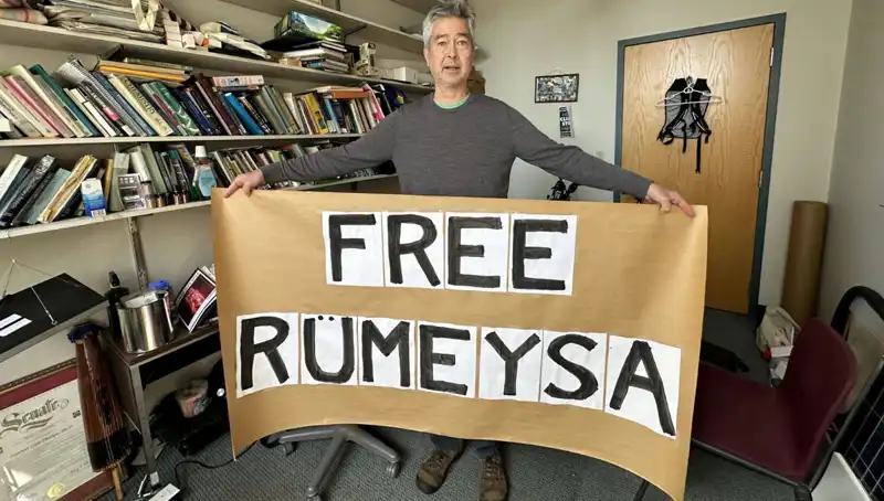 Rümeysa Öztürk İçin Açlık Grevine Başlayan Profesörün İlginç Hikayesi