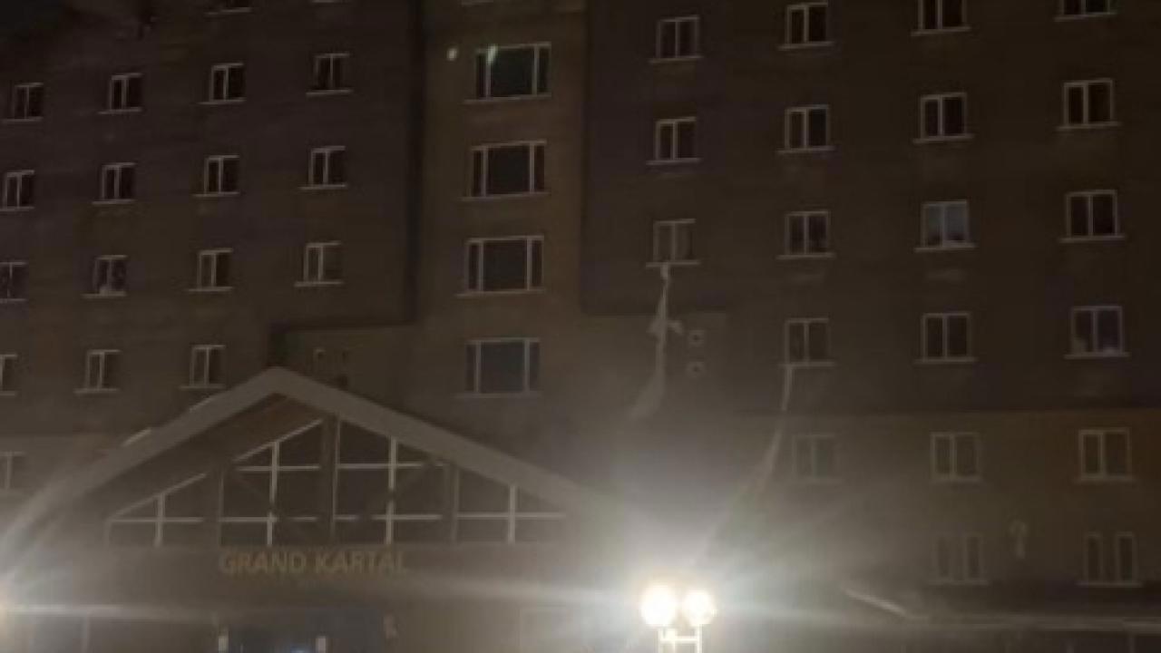 Otel Yangını: Çarşaflarla Kurtulanlar