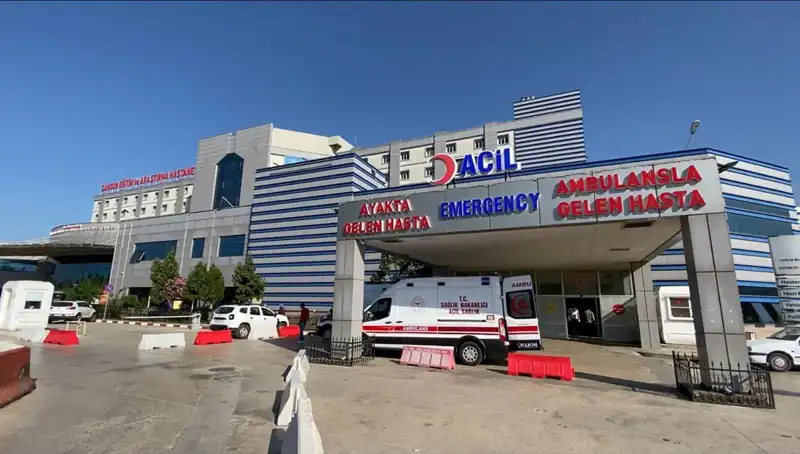 Tavuktan Zehirlenme Skandalı: 225 İşçi Taburcu Oldu!