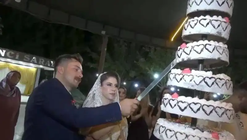 Düğün Büyüsü Tehlikeye Girdi: Mutlu Gün Hastanede Sona Erdi