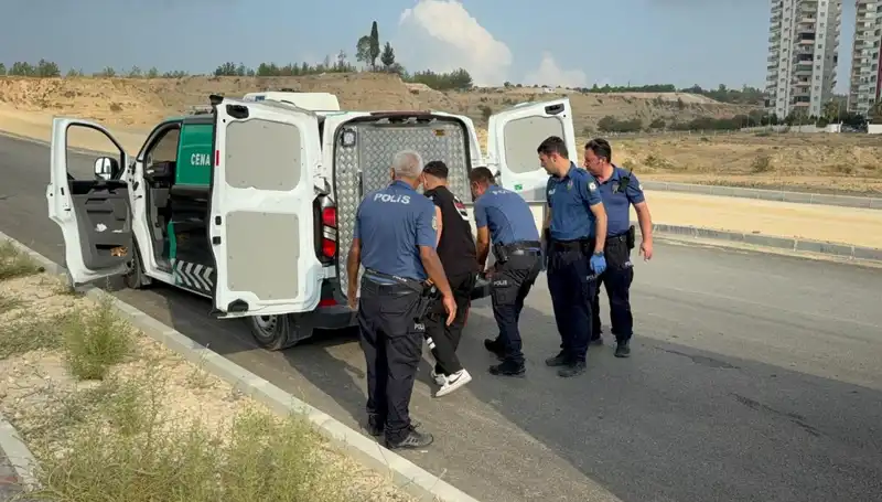Yol Kenarında Bulunan Gizemli Ceset, Şehirde Büyük Panic Yaşattı