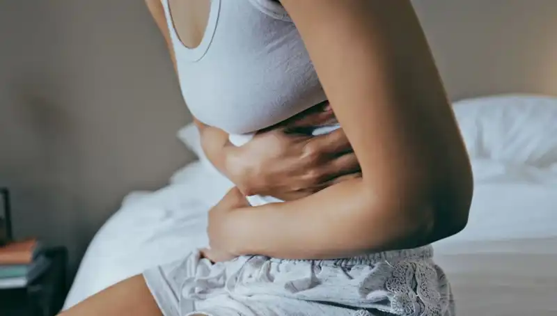 22 Yaşında Bağırsak Kanseri Teşhisi: Göz Ardı Edilen Belirti