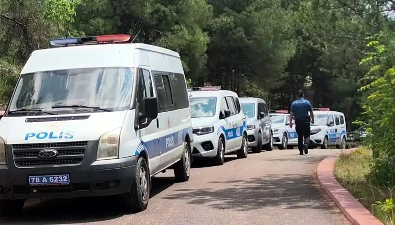 Karabük'te Gizemli Ölüm: Genç Adam Ağaca Asılı Bulundu!