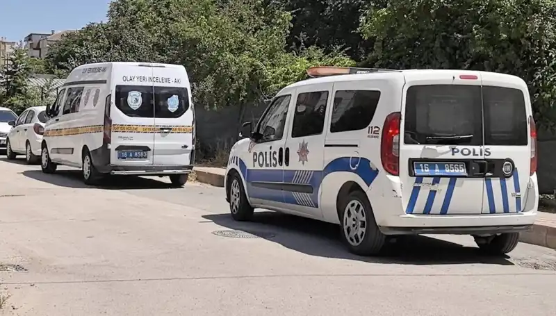 Bir Aylık Bebeğin Şüpheli Ölümü: Kusmuğunda Boğuldu İddiası