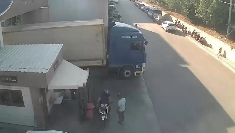 Nakliye Şebekesine Operasyon: Milyonlarca Liralık Ürünlere El Kondu