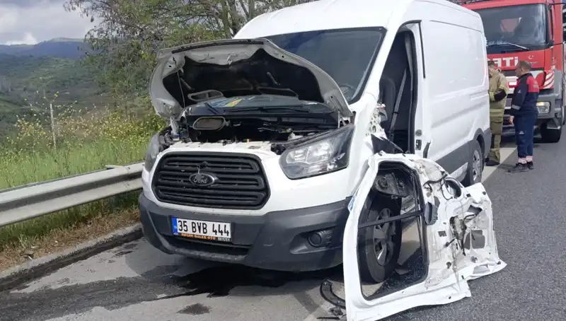 Aydın-İzmir Otoyolu’nda Meydana Gelen Feci Kaza, Yürekleri Ağıza Getirdi
