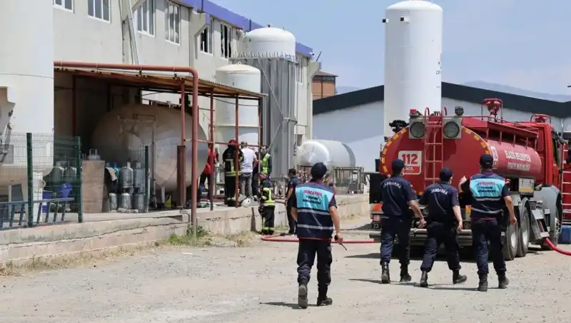 Elazığ'daki Gaz Dolum Tesisinde Şok Edici Patlama: Can Kaybı ve Yaralılar Var!