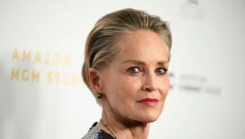 Sharon Stone, Annesinin Vefatını Sosyal Medyada Duyurdu: Duygusal Paylaşımıyla Yürek Dağladı
