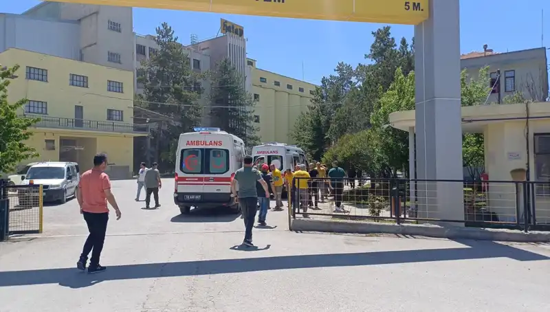 Çorum'da Un Fabrikasında Patlama: 10 Yaralıdan Biri Ağır