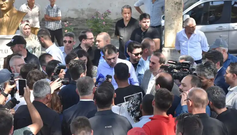Türkiye'deki Yangınların Son Durumu: Bakan Kurum'dan Kapsamlı Açıklama