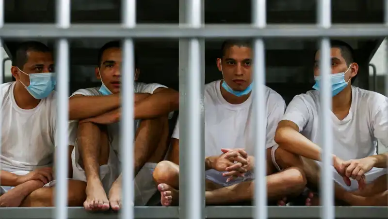 El Salvador, Venezuela'ya Siyasi Tutuklu Teklifinde Bulundu!
