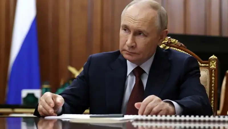 Digital Gulag: Putin'in Her Cihazda Uygulayacağı Kontrol Planı