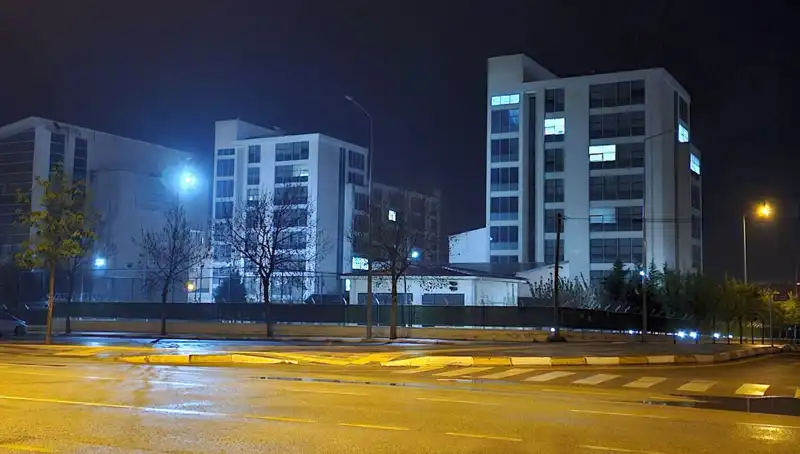 56 Öğrenci Yurdun Sır Perdesini Araladı: Zehirlenme Şüphesi Var mı?