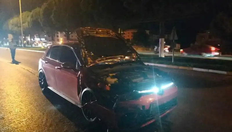 Balıkesir'de Korkunç Kaza: Otomobil ve Motosiklet Çarpıştı, 1 Can Gitti!