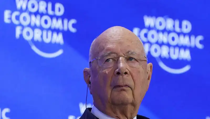 Davos’ta Deprem Etkisi: İfşacının Mektubu, İstifalara Neden Oldu