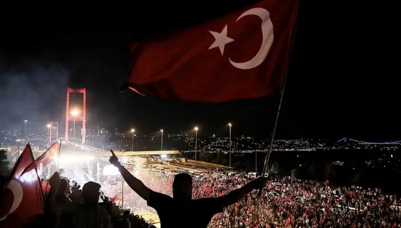 15 Temmuz'un Anısını Yaşatacak: "En Uzun Gece" Temsili Külliye'de!