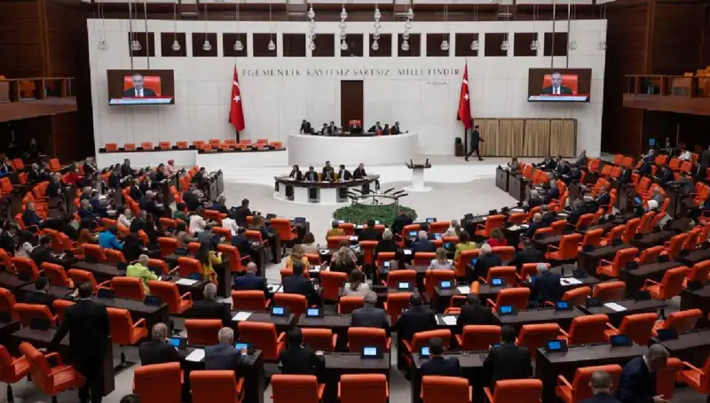 Türkiye'de 10. Yargı Paketi Meclis'te Kabul Edildi: İşte Detaylar!