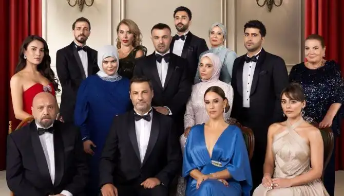 Kızılcık Şerbeti Yeni Sezonu ile Geri Dönüyor: İlk Bölüm Tarihi Açıklandı!