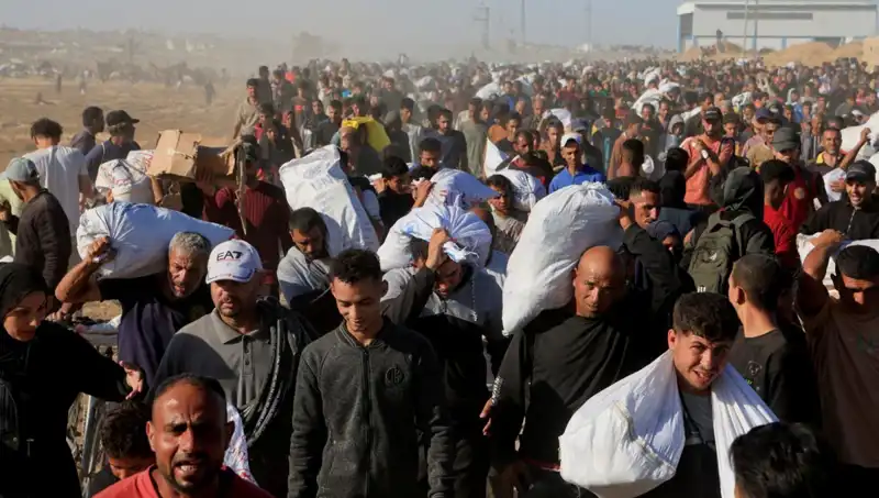 İsrail Ordusu’ndan Stratejik Adım: Han Yunus’a 15 Kilometrelik Kuşatma Koridoru Açıldı
