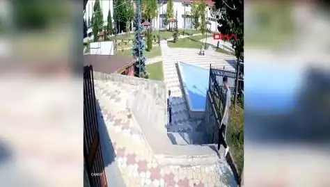 Kastamonu'da Muhtarın Uyarısı Kanlı Bitti: Bıçaklı Saldırı Şoku!