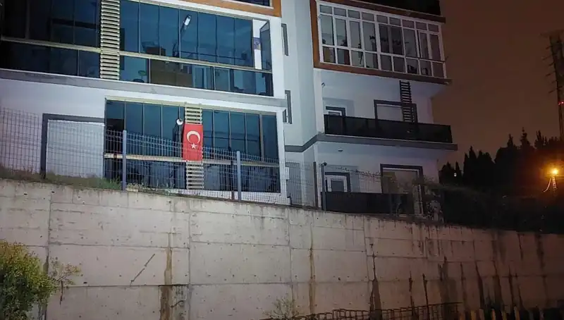 Sakarya'da 4 Katlı Apartman Neden Tahliye Edildi? Herkesin Merak Ettiği Olay