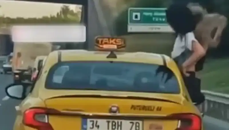 TEM Otoyolu'nda Taksiden Sarkan Kaçış: Görülenler Şaşkınlık Yarattı!