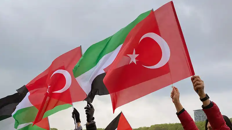 Dünya Genelinde Gazze İçin Büyüyen Destek Eylemleri: İnsan Hakları İçin Birleşme Çağrısı