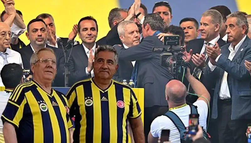 Aziz Yıldırım'ın Ekibinden Ali Koç'a Şok İstifa Çağrısı: Mahmut Uslu Ne Dedi?