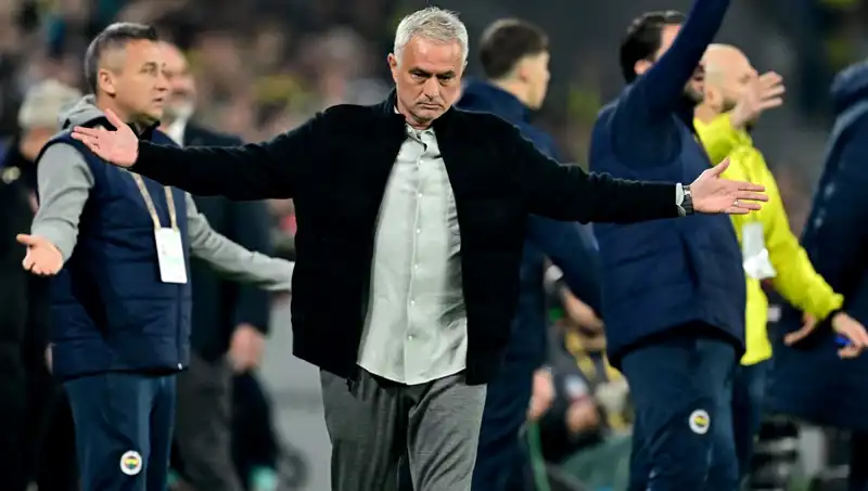 Futbol Dünyasında Mourinho'ya Tepkiler: Modası Geçti Mi?